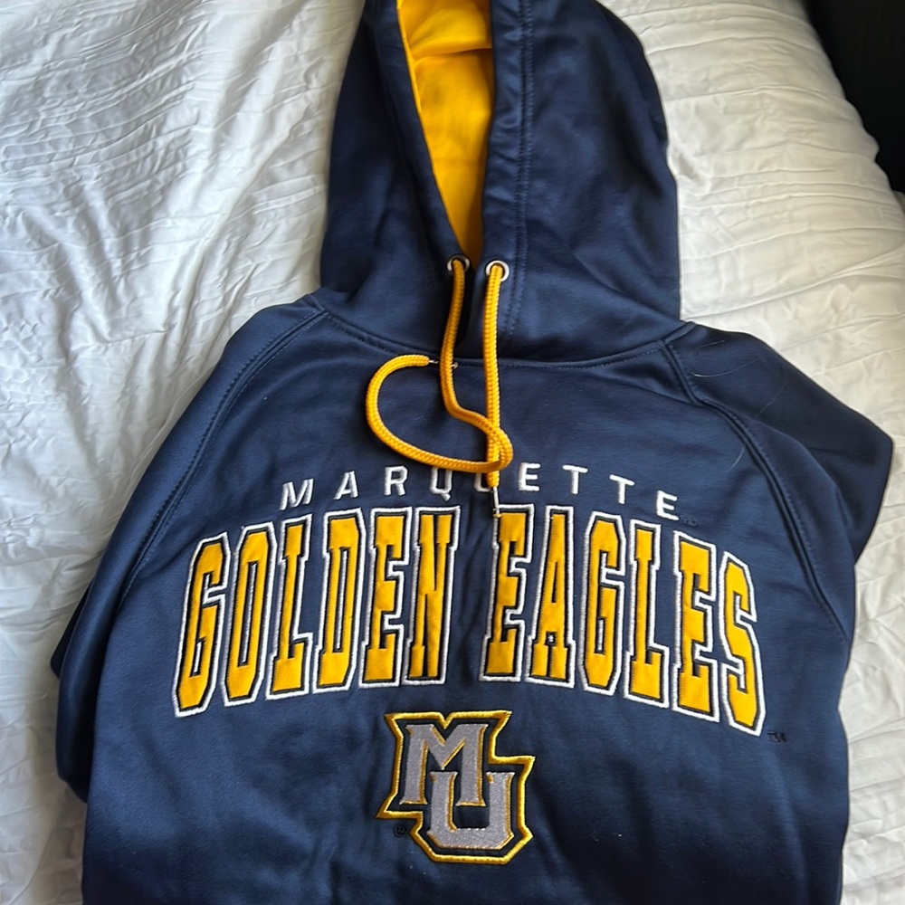 MARQUETTE SWEATSHIRT!!!